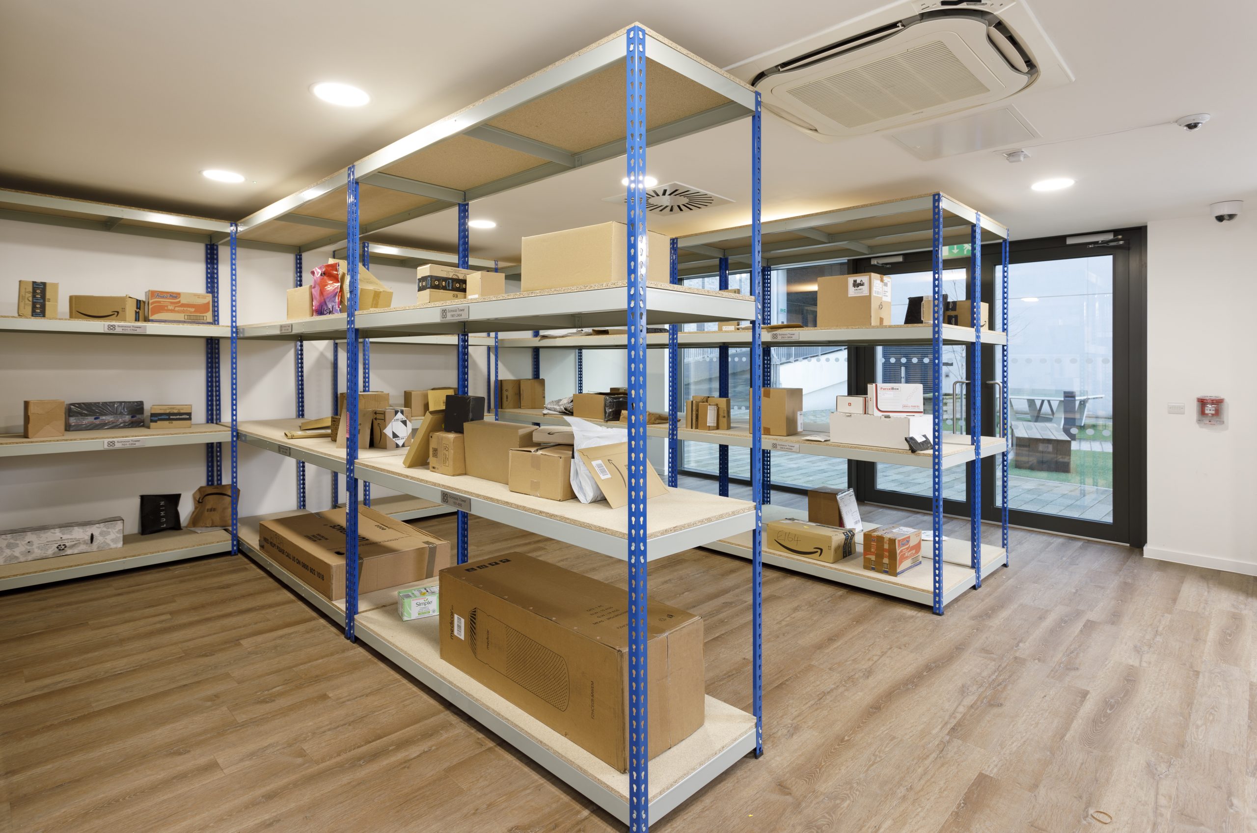 Parcel Safeplace Room